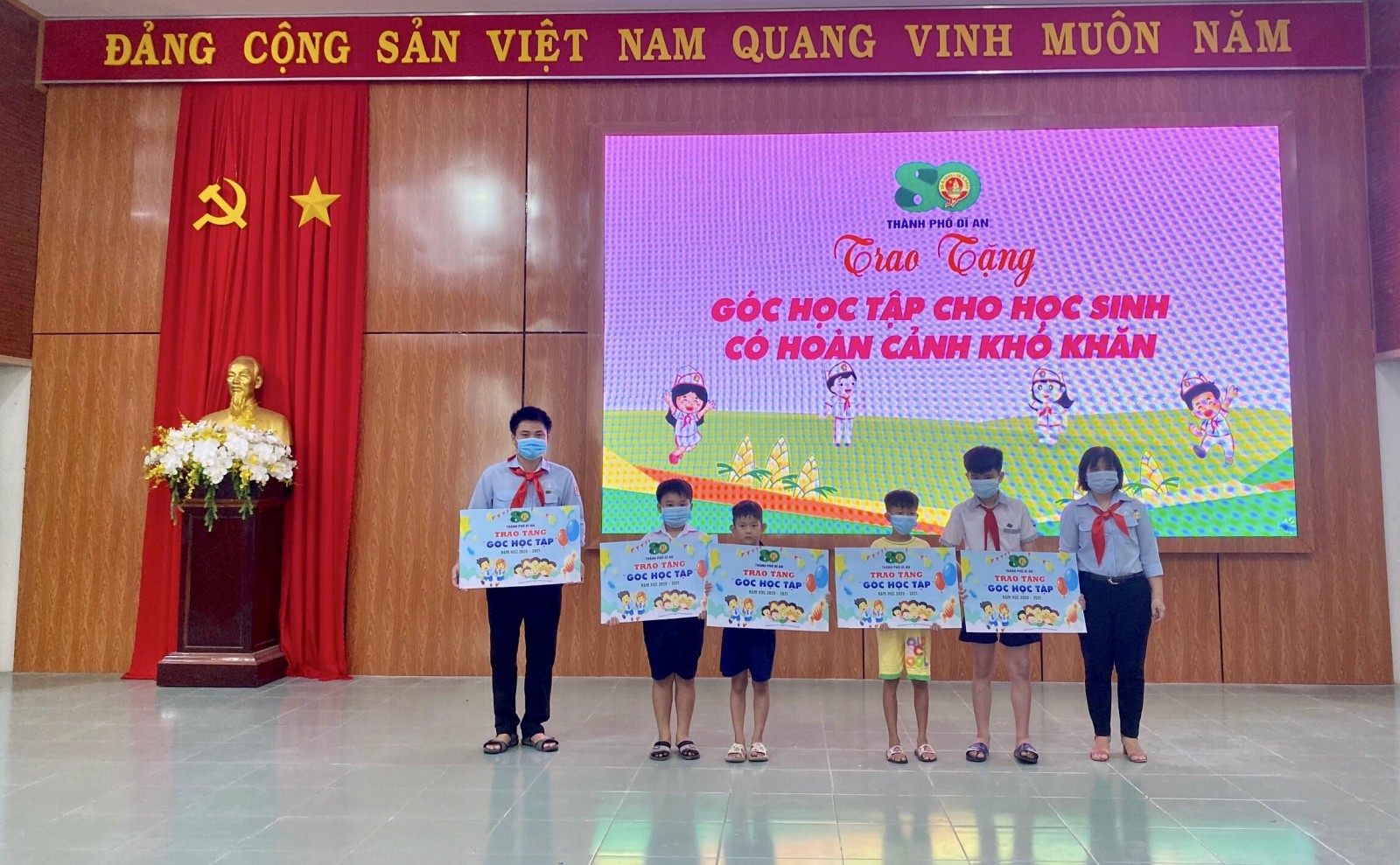 TP.Dĩ An: Tuyên dương các cá nhân, tập thể trong công tác Đội