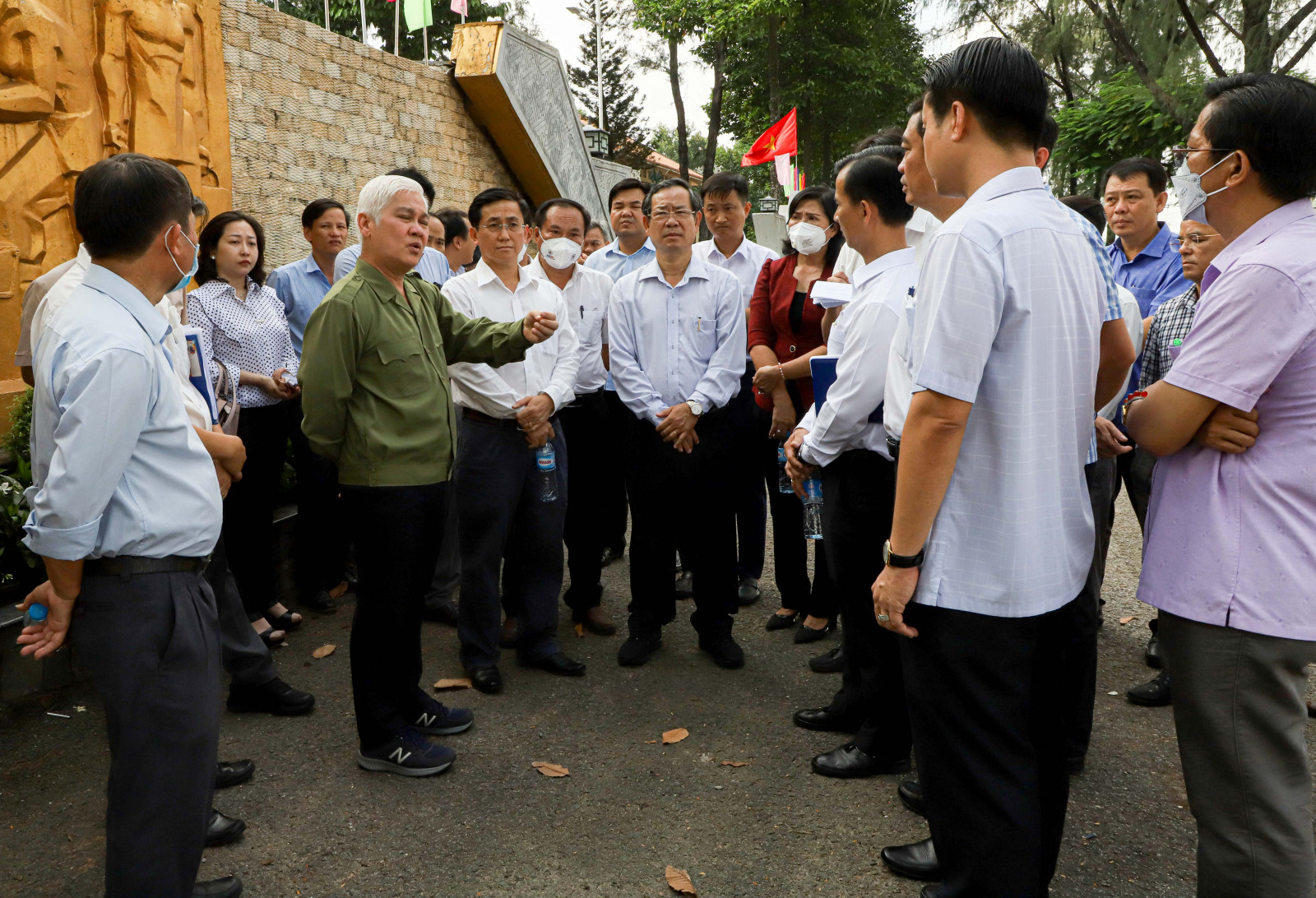 Sự thật đáng sợ phía sau dịch vụ mua bán trứng của các cô gái trẻ