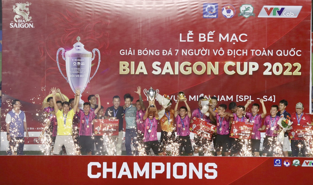 Giải bóng đá 7 người toàn quốc Bia SAIGON Cup 2022 Đại diện Bình