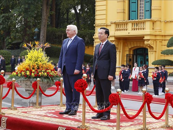 Chile trả giá cực đắt cho chiến thắng trước Ecuador