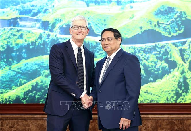 Thủ tướng Phạm Minh Chính tiếp Giám đốc điều hành Tập đoàn Apple Tim Cook