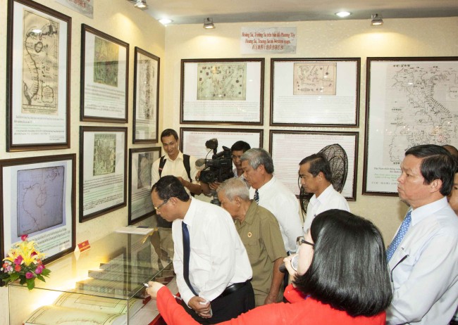 Một số hình ảnh tại lễ khai mạc triển lãm “Hoàng Sa, Trường Sa của Việt Nam - Những bằng chứng lịch sử và pháp lý”. Ảnh Quốc Chiến