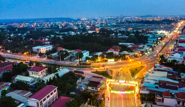 Thay màu áo mới (Bến Cát nhìn từ trên cao)