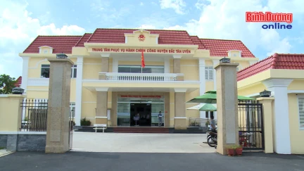Huyện Bắc Tân Uyên: Nỗ lực hướng dẫn người dân thực hiện thủ tục hành chính trên nền tảng số