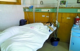 醉酒小伙5楼跌落奇迹生还