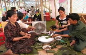 Nhớ bánh lá răng bừa xứ Thanh