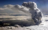 Núi lửa Iceland gây hỗn  loạn hàng không châu Âu