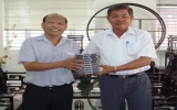 Internet 3G devices granted to Binh Duong Newspaper staffs