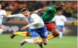 Holland beat Cameroon for Slovakia showdown