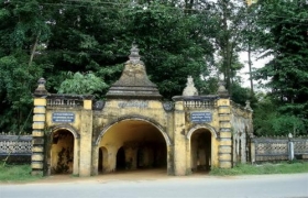 Khám phá chùa Hang