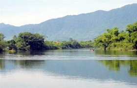 Khám phá suối Hiệp Hai