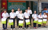 Thuận An: Trao học bổng cho học sinh nghèo và tuyên dương học sinh giỏi