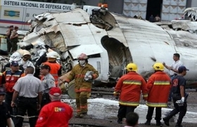 36 survive Venezuela plane crash