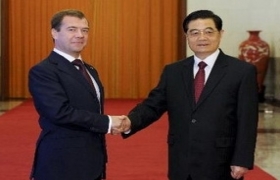 Chinese, Russian presidents hold talks