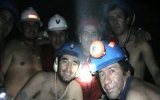 69 ngày dưới lòng đất, thợ mỏ Chile sống sót như thế nào?