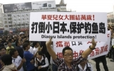 Dân Trung Quốc và dân Nhật biểu tình khẳng định chủ quyền