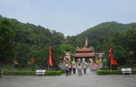 Côn Sơn, danh sơn huyền thoại