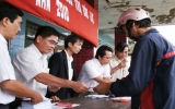 Bình Dương trao quà hỗ trợ 5 xã bị lũ nặng của tỉnh Bình Định