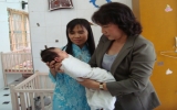 Bộ trưởng Bộ Lao động-thương binh xã hội Nguyễn Thị Kim Ngân thăm Trung tâm nhân đạo Quê Hương