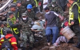 Hơn 100 người bị lở đất chôn vùi ở Colombia