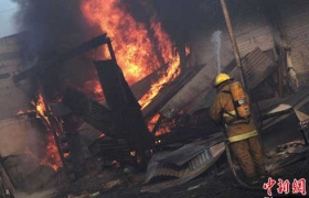 墨西哥输油管道爆炸28人死亡 因窃贼偷油所致