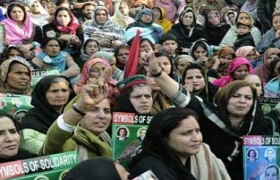 Pakistan coalition party to quit cabinet posts