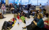 Hành khách nổi loạn tại sân bay Matxcơva