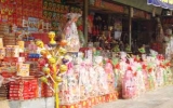 Vietnamese products dominate Tết market