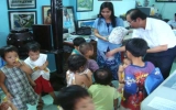 Provincial Party Chief pays Tet gift visit to Que Huong Charity Center