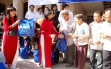 BIDV - Chi nhánh Mỹ Phước: Tặng quà Tết cho hộ nghèo huyện Dầu Tiếng