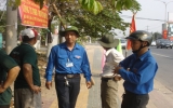 Đoàn phường Phú Thọ ra quân “Vá xe lưu động miễn phí”