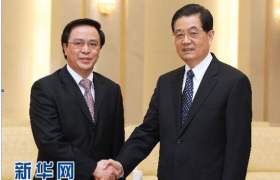 胡锦涛会见越共中央总书记特使