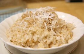 Bữa sáng cuối tuần với xôi dừa
