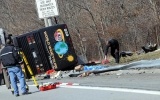 MỸ: Tai nạn xe buýt, 15 người chết
