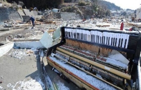 日本地震死亡人数增至7348人