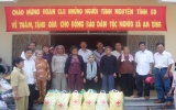Hội Chữ thập đỏ tỉnh: Tặng quà cho đồng bào nghèo xã An Bình, huyện Phú Giáo