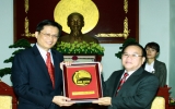 Provincial leader receives Thai Consul General