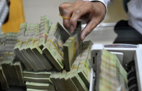 Hạn chế ngân hàng đầu tư lẫn nhau