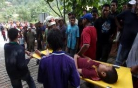 马来西亚山体滑坡致１６人死亡