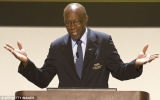 Phó chủ tịch FIFA từ chức vì scandal tham nhũng