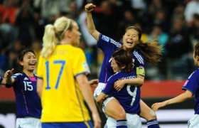 2011女足世界杯：日本首进决赛与美国交锋