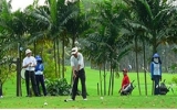 Fund-raising golf tournament supports poor students