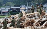 Japan typhoon strands thousands, killing 41