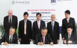 EIU ký kết hợp tác song phương với Khoa kỹ thuật và khoa học máy tính của PSU