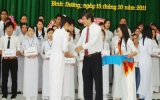 163 scholarships given to Thu  Dau Mot  University students