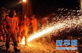 土耳其东部地震死亡人数升至481人