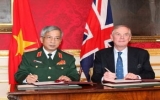 Việt Nam-Anh ký Bản ghi nhớ hợp tác quốc phòng