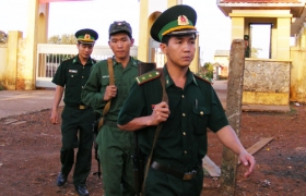 Về với vùng biên