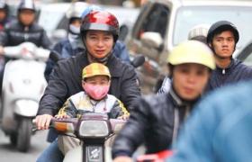 Trẻ mắc “bệnh thời tiết” tăng