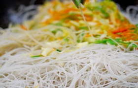 Lạ miệng với bún gạo